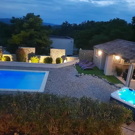 Le Cocon, Piscine Et En Ardeche, Adults Only Vakantiehuis *