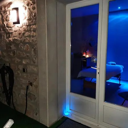 Le Cocon, Piscine Et En Ardeche, Adults Only Vakantiehuis Lussas